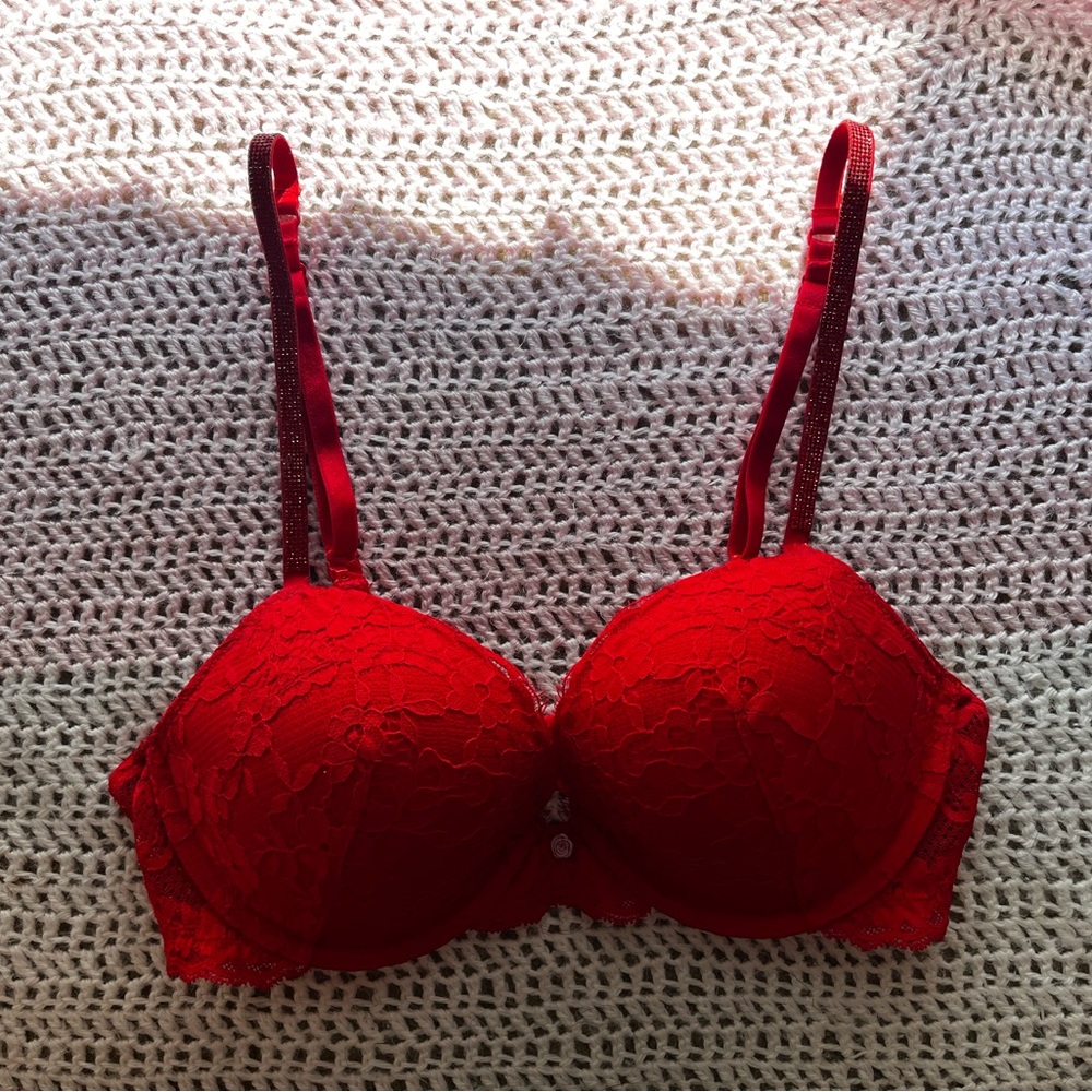 Victoria's Secret Dream Angels Twinkle Strap Lace Demi Bra – 34C